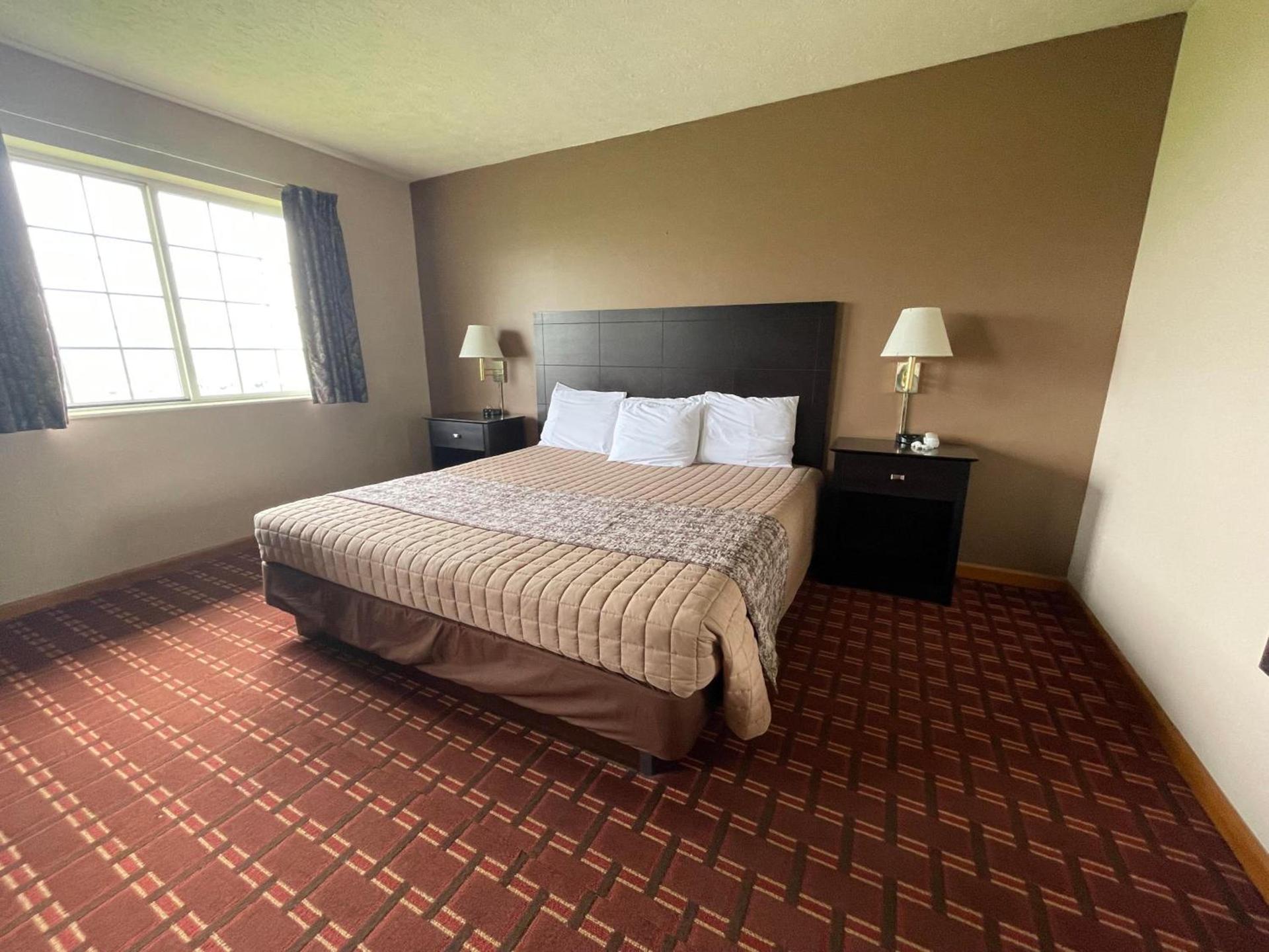 The Woodridge Inn photo 16