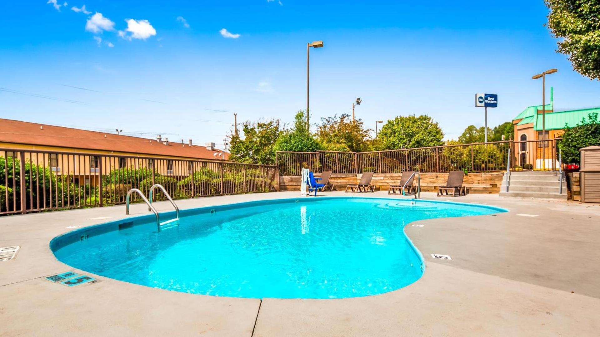 Best Western Statesville Inn photo 49