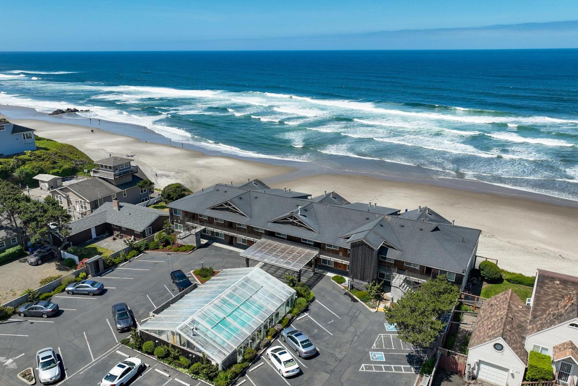 Pelican Shores Inn photo 30