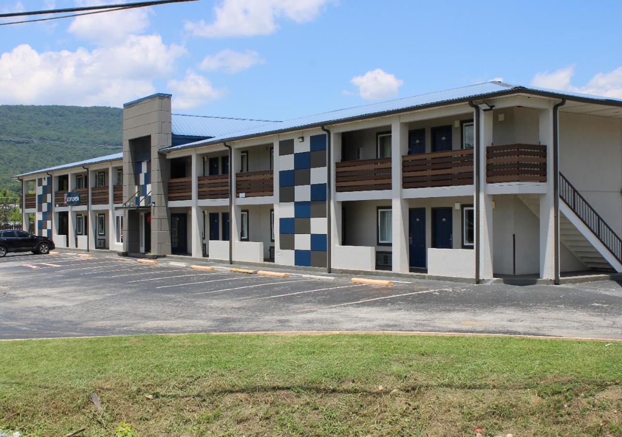 Studio 6 Suites Chattanooga TN Lookout Mtn. photo 2