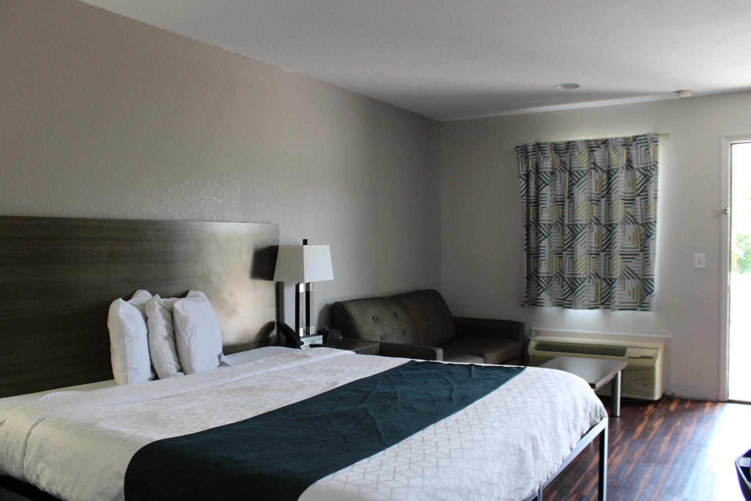 Studio 6 Suites Chattanooga TN Lookout Mtn. photo 14