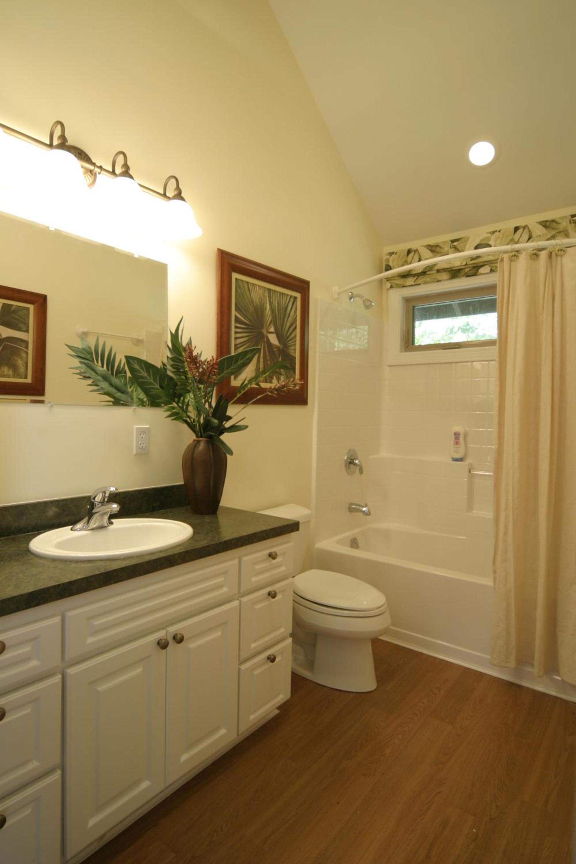 Beachfront Villa North Shore Oahu photo 9