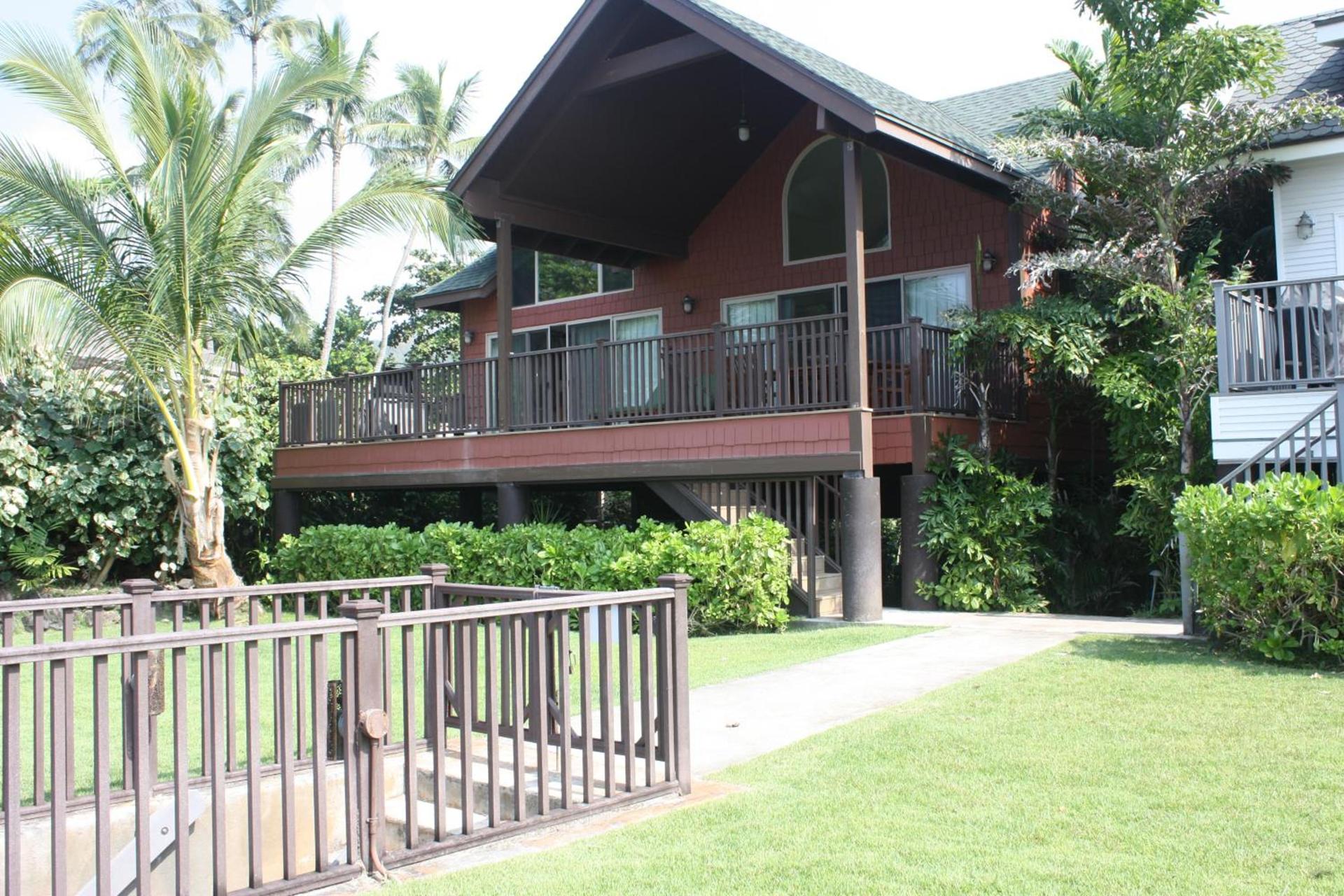 Beachfront Villa North Shore Oahu photo 1
