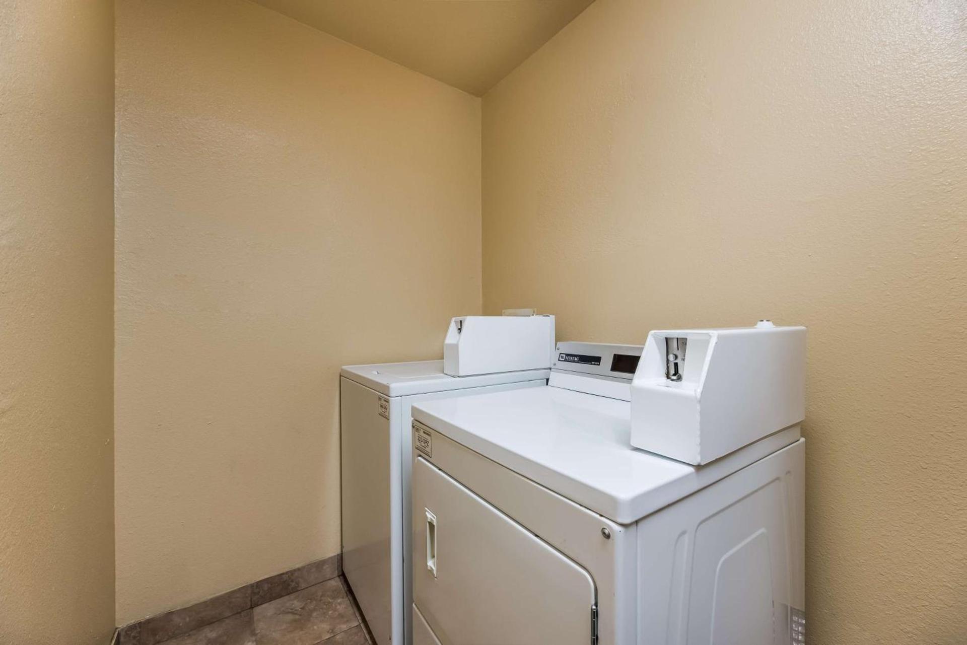 SureStay Plus Hotel by Best Western Silver City photo 14