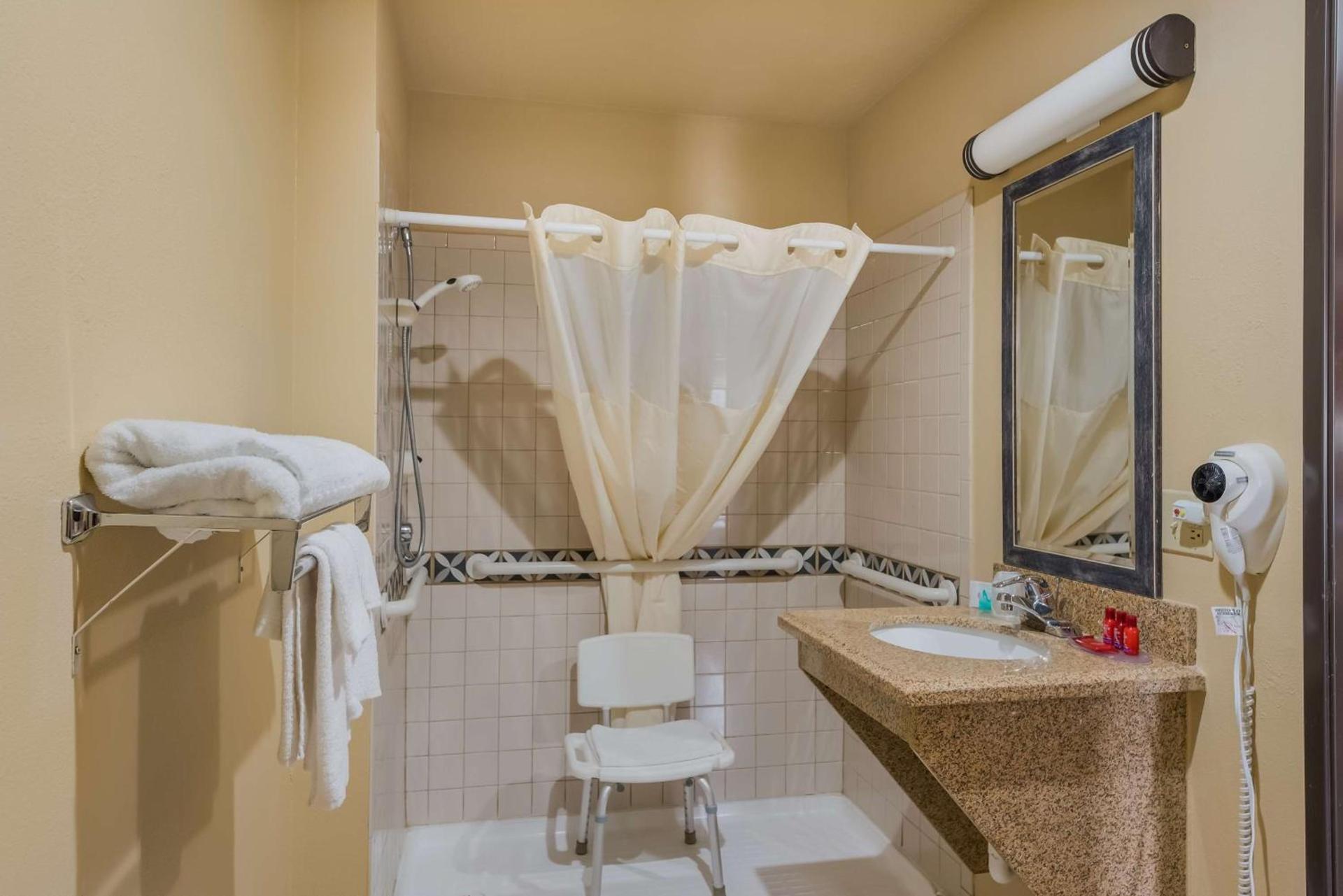 SureStay Plus Hotel by Best Western Silver City photo 33