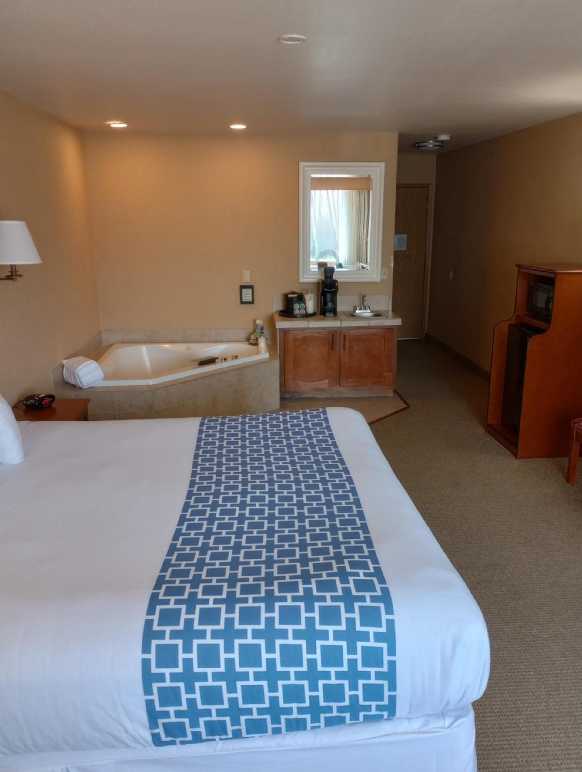 Wingate by Wyndham Mount Vernon photo 10