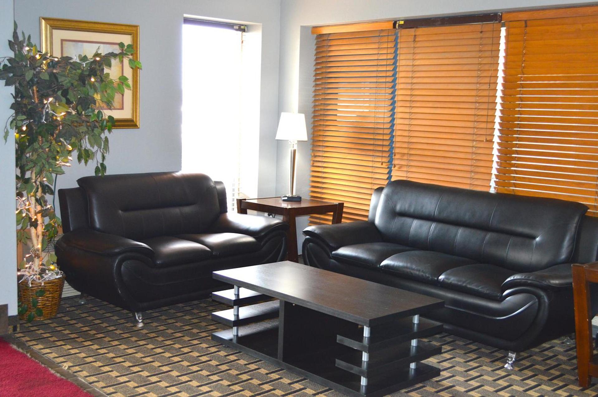 Americas Best Value Inn and Suites St. Cloud photo 14