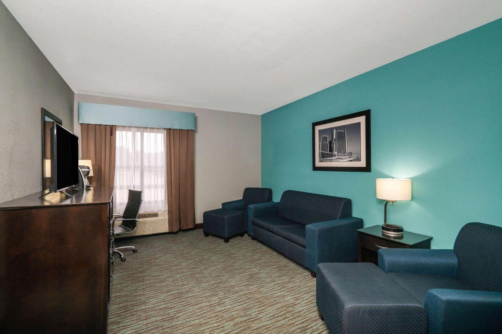 La Quinta by Wyndham Knoxville East photo 36