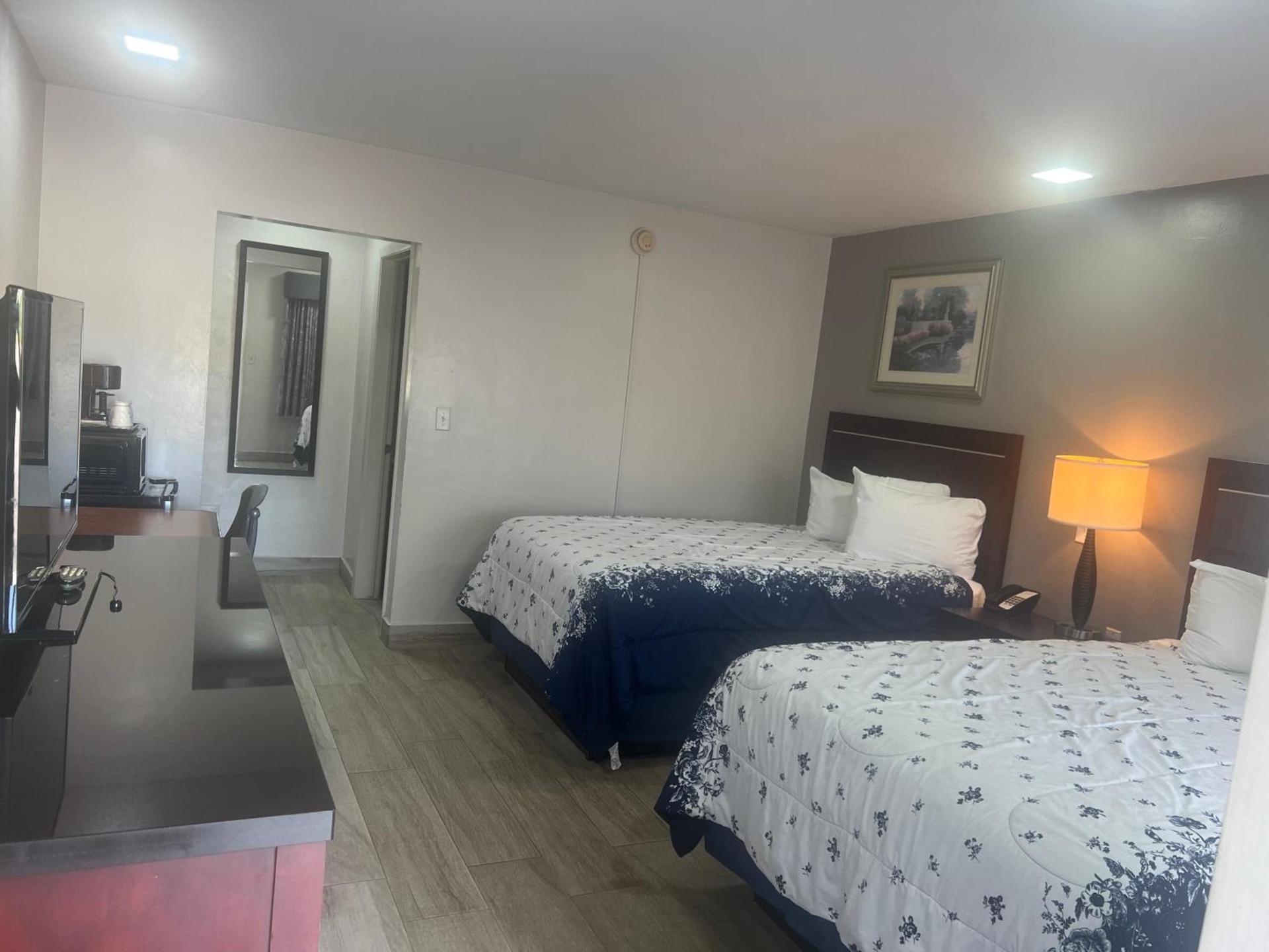 Flamingo Inn photo 11
