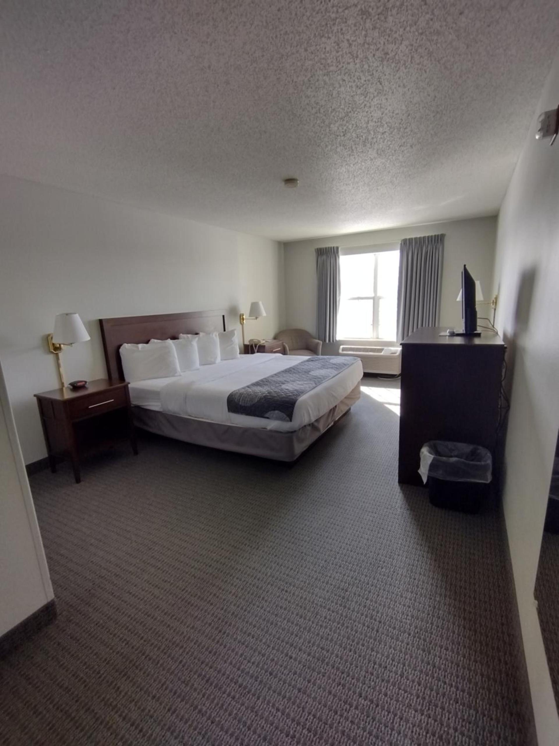 GrandStay Hotel & Suites Hastings photo 39