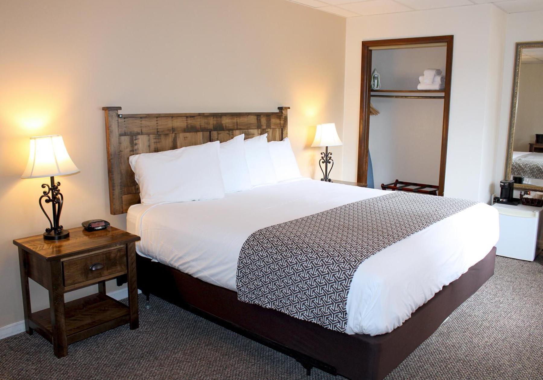 Bayside Resort, Lake George NY photo 30