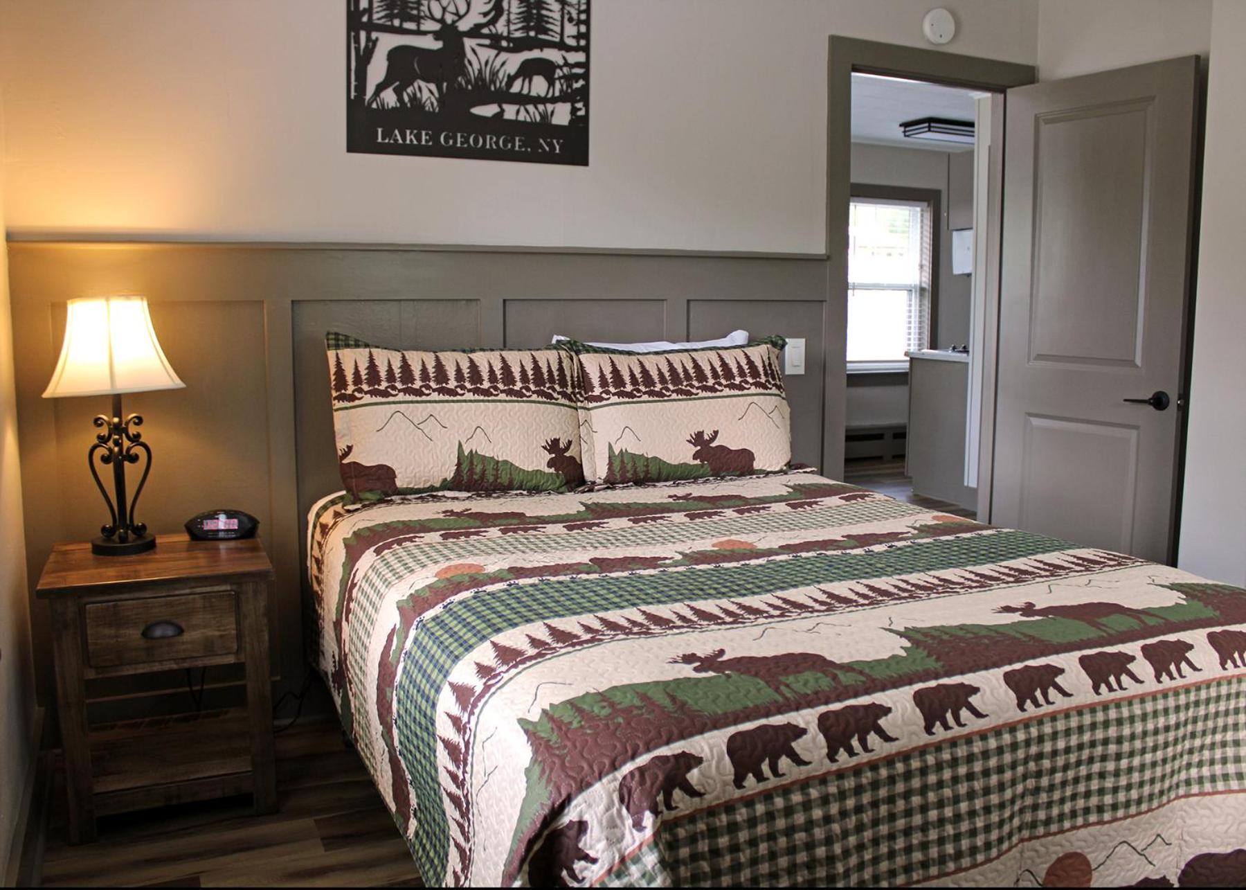 Bayside Resort, Lake George NY photo 32