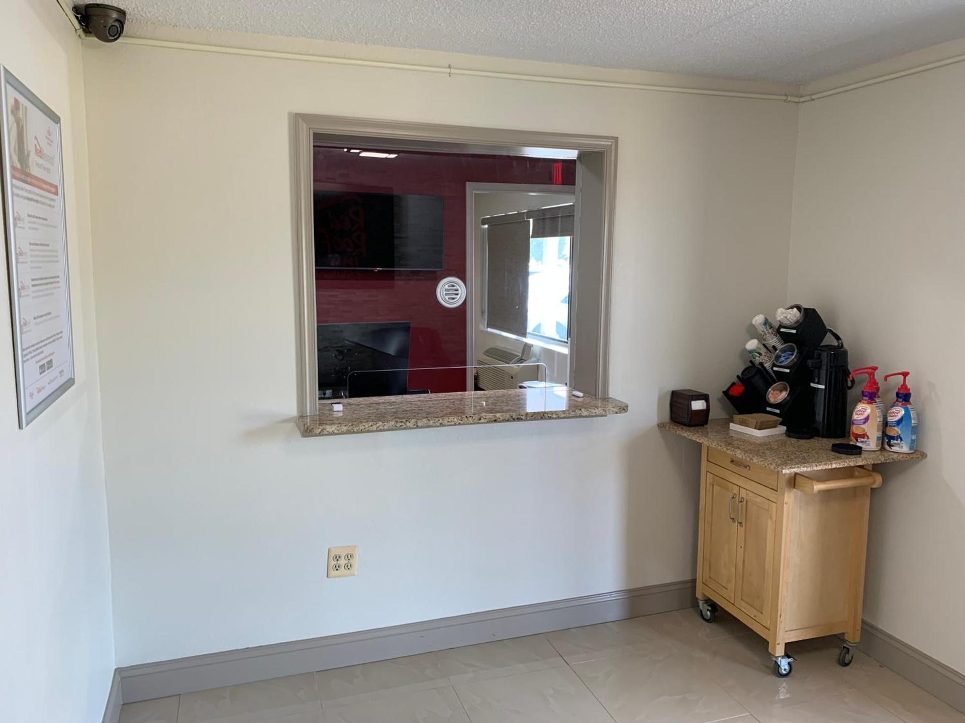 Red Roof Inn & Suites Vineland - Buena photo 4