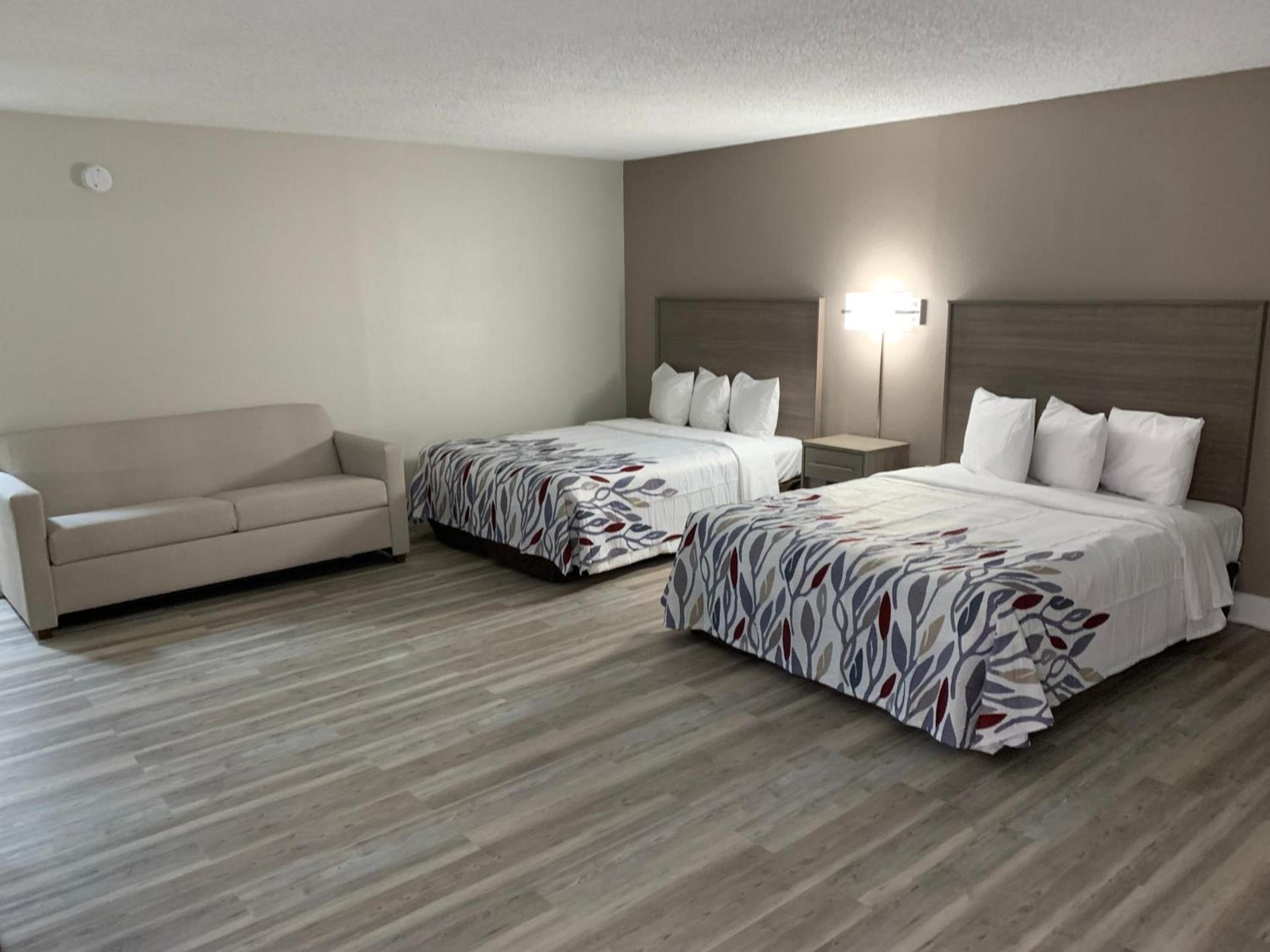 Red Roof Inn & Suites Vineland - Buena photo 17