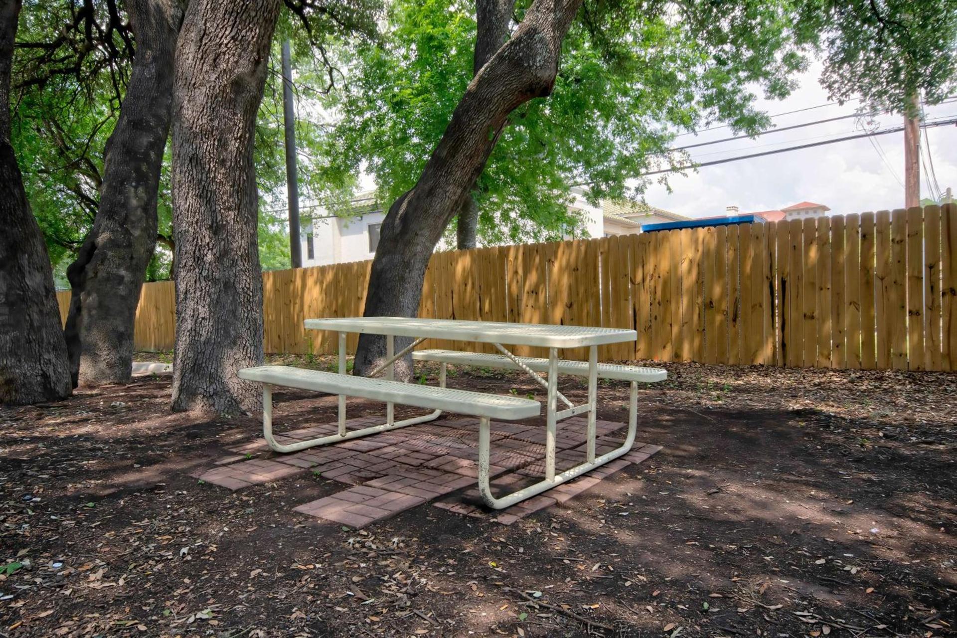 Studio 6-San Antonio, TX - Medical Center photo 23