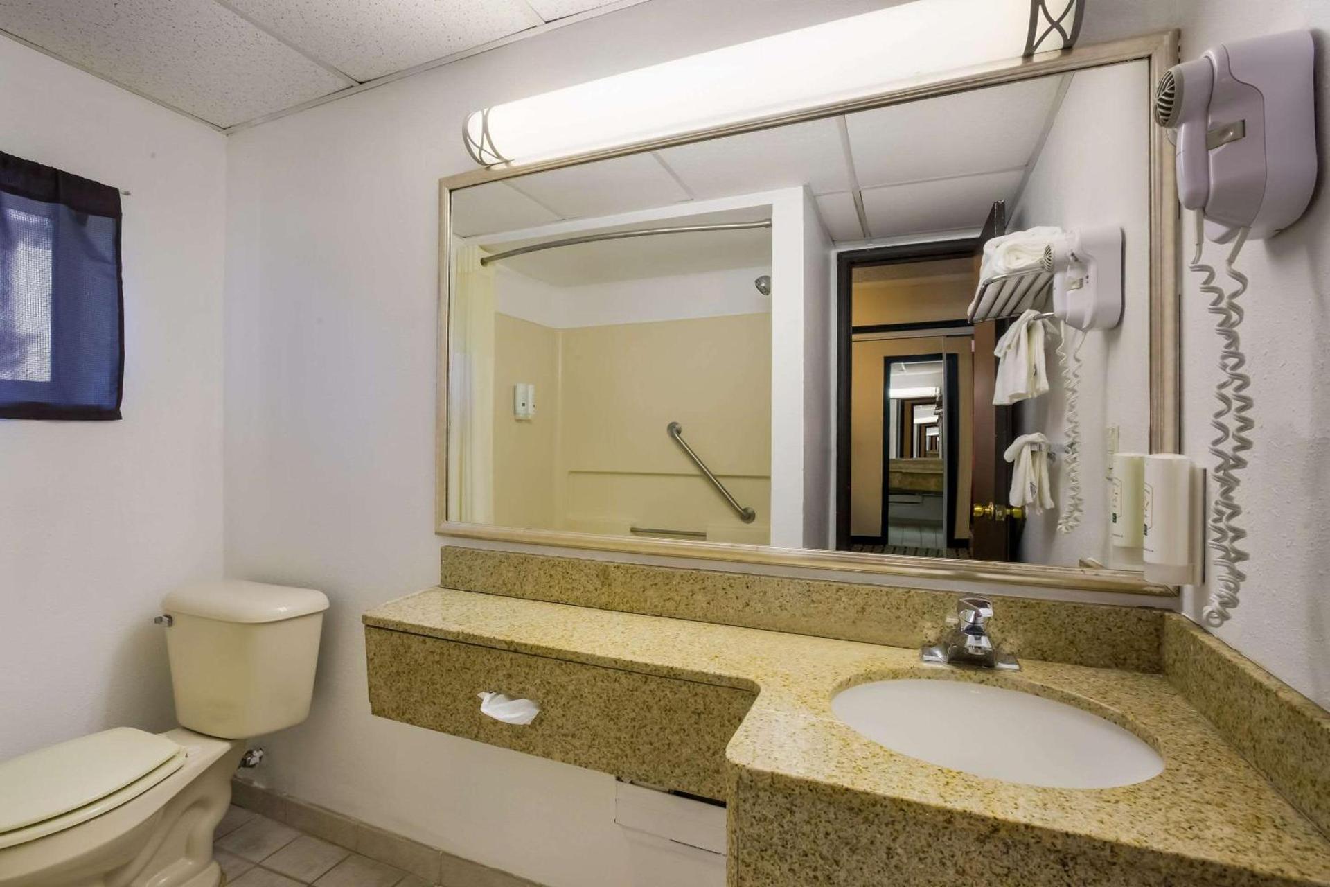 Quality Inn & Suites Millville photo 13