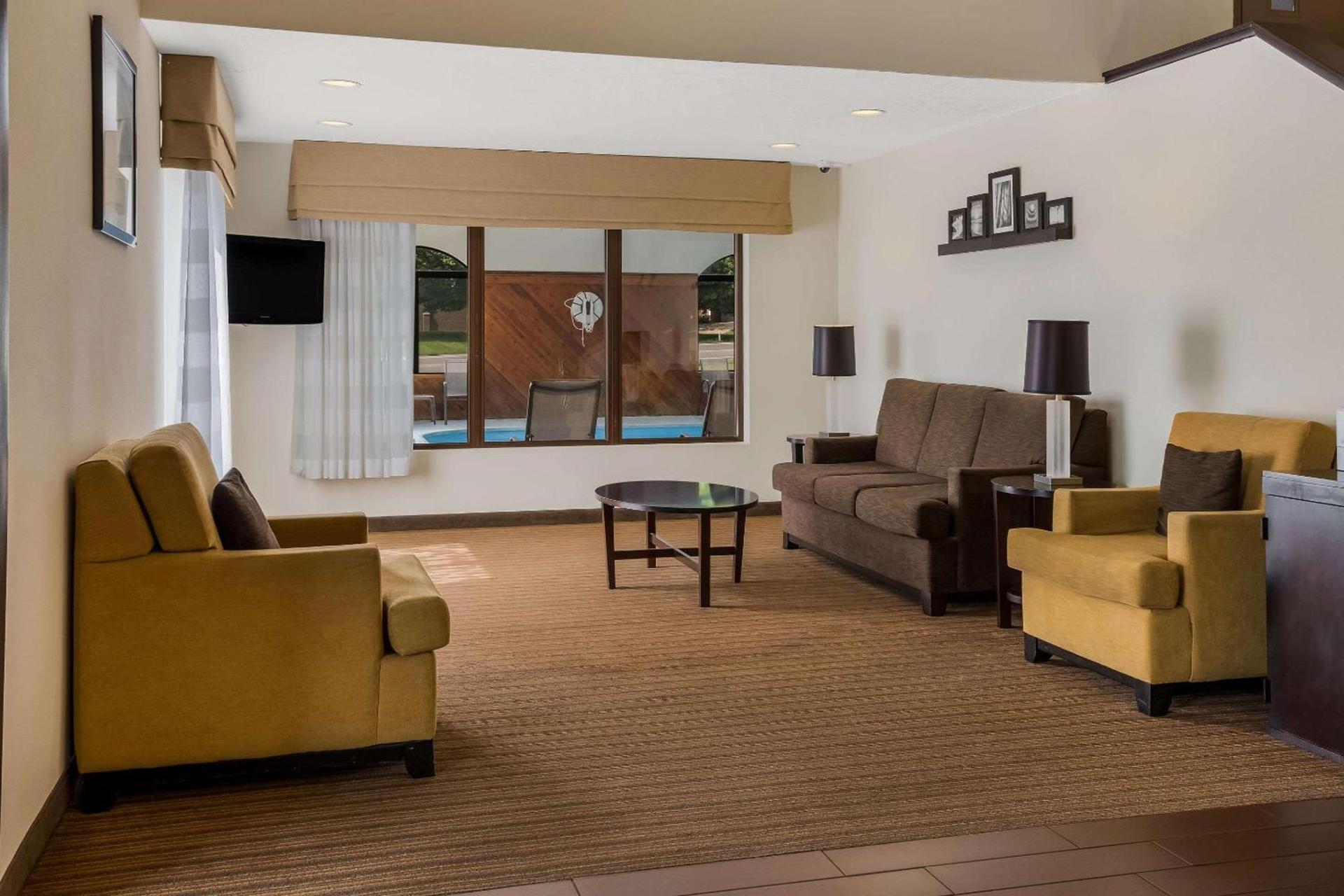 Sleep Inn Bolivar photo 11