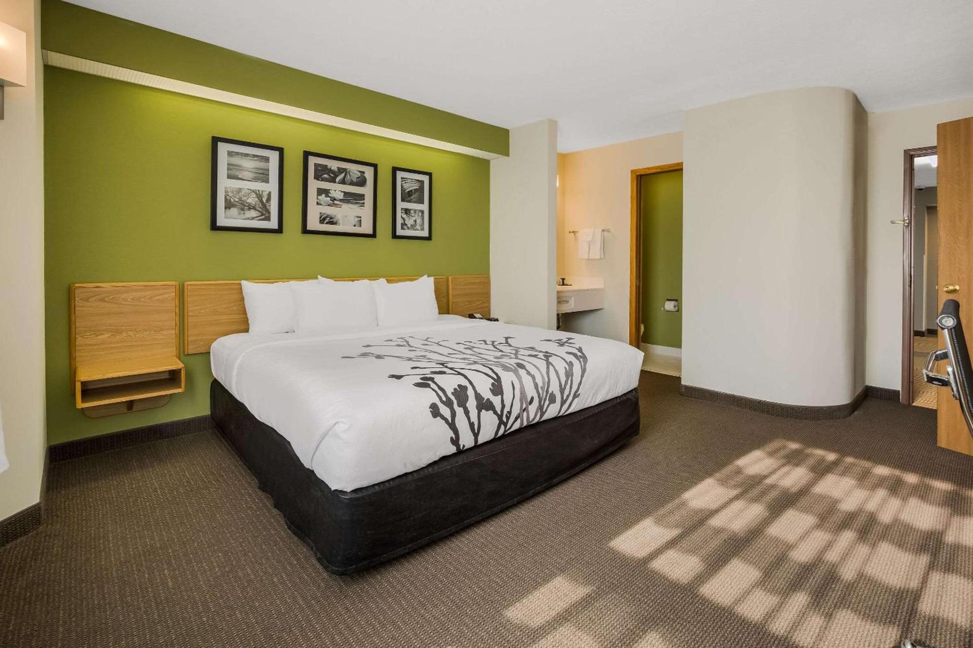 Sleep Inn Bolivar photo 32