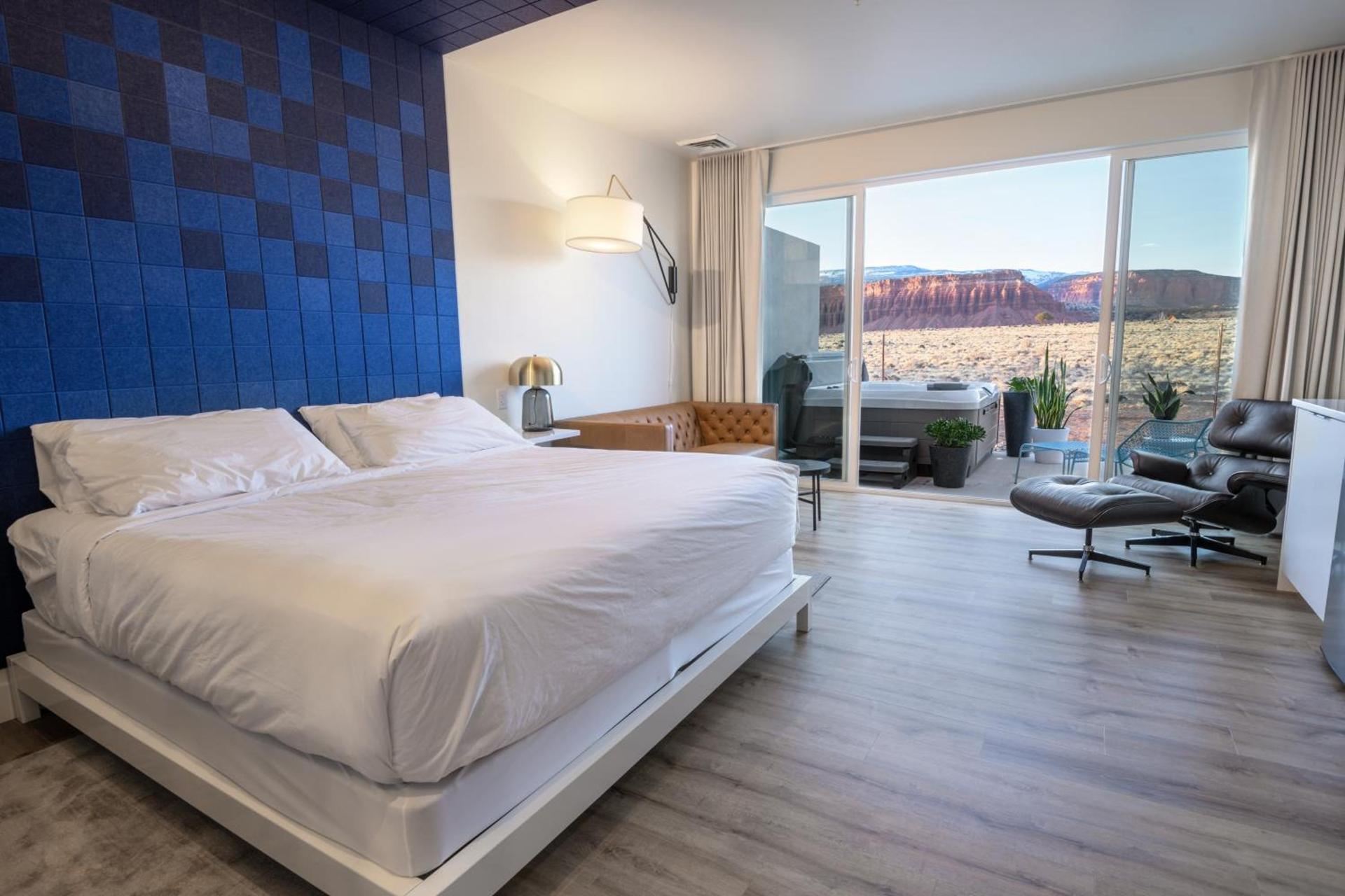 Skyview Hotel photo 32
