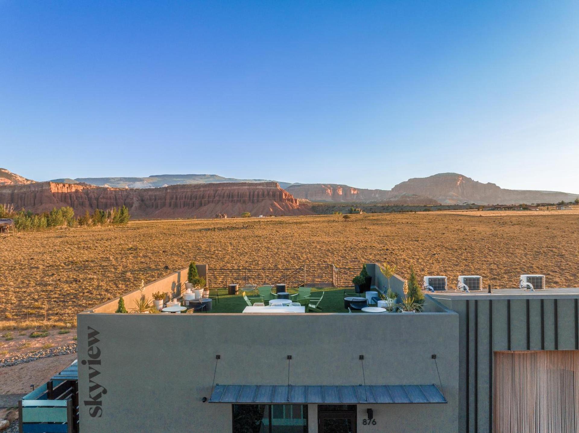 Skyview Hotel photo 64