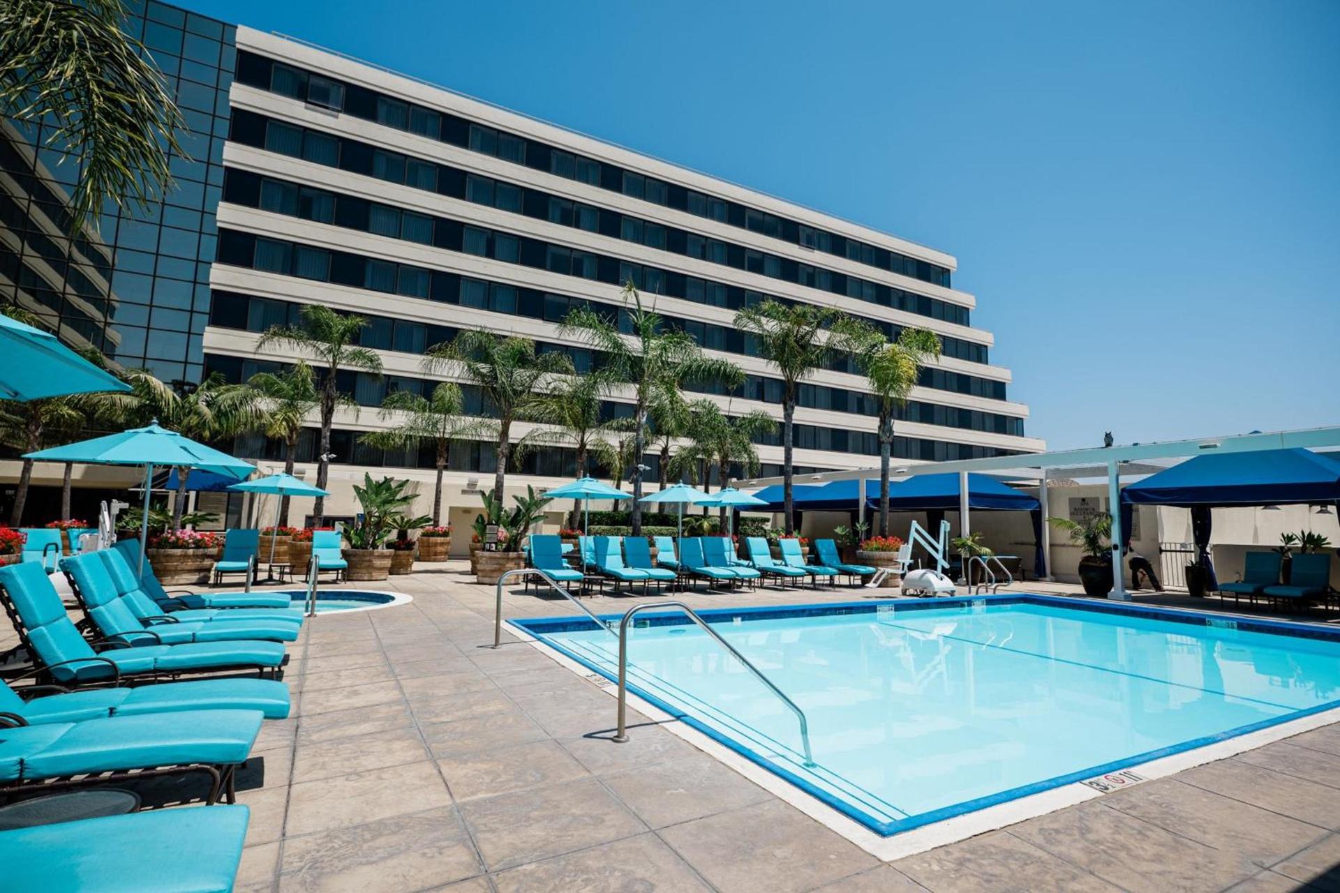 Renaissance Newport Beach Hotel photo 92