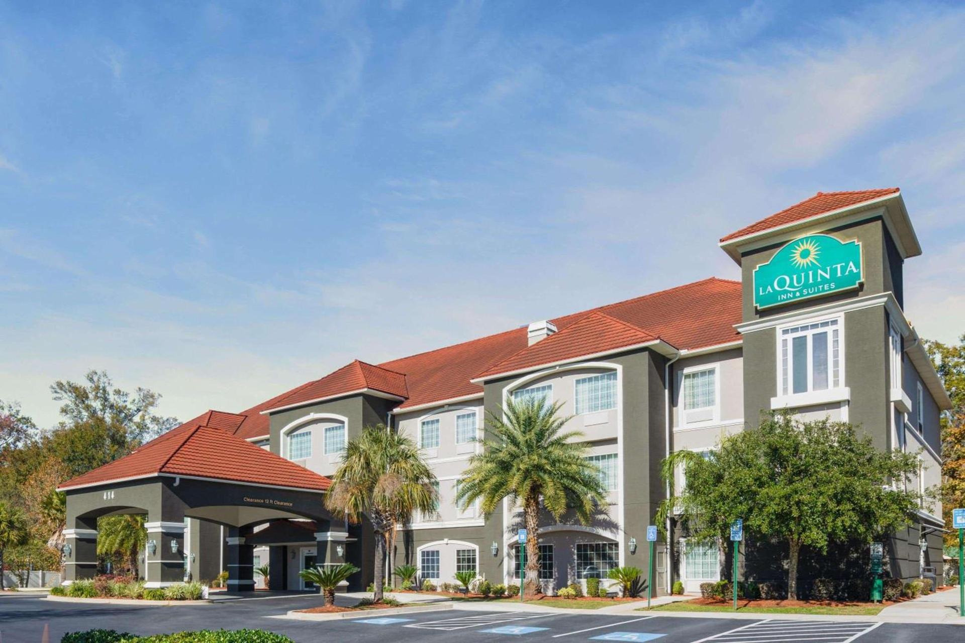 La Quinta by Wyndham Savannah Airport - Pooler photo 1