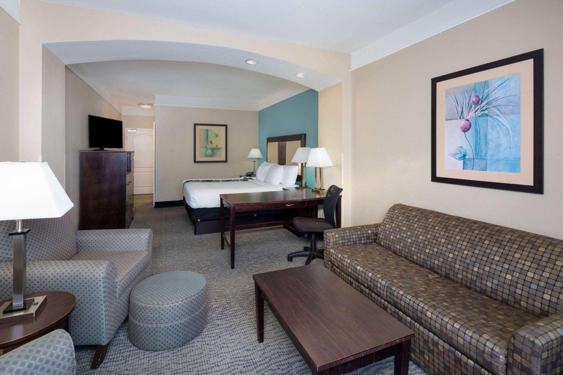 La Quinta by Wyndham Savannah Airport - Pooler photo 10