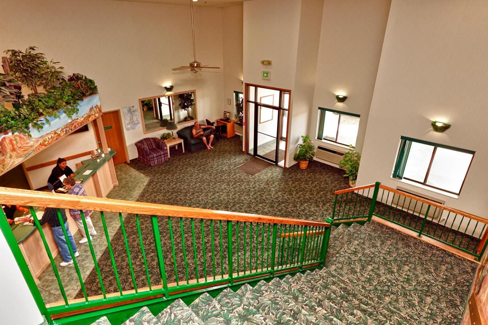 Arch Canyon Inn photo 17