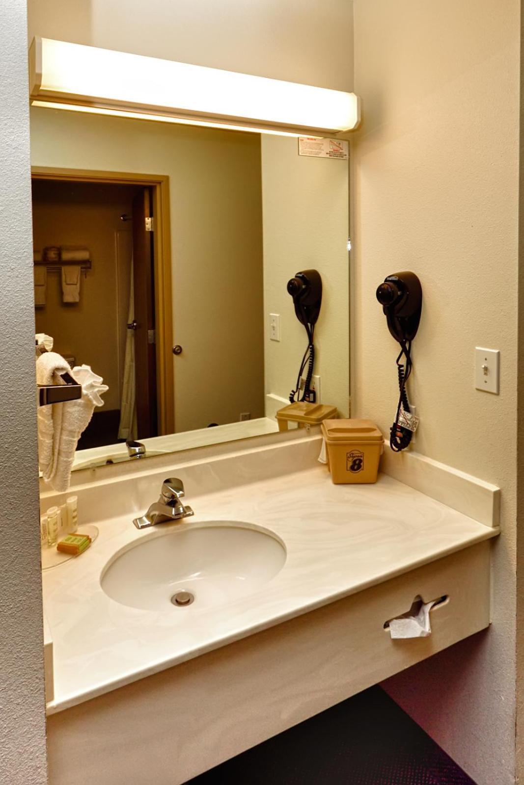 Arch Canyon Inn photo 5