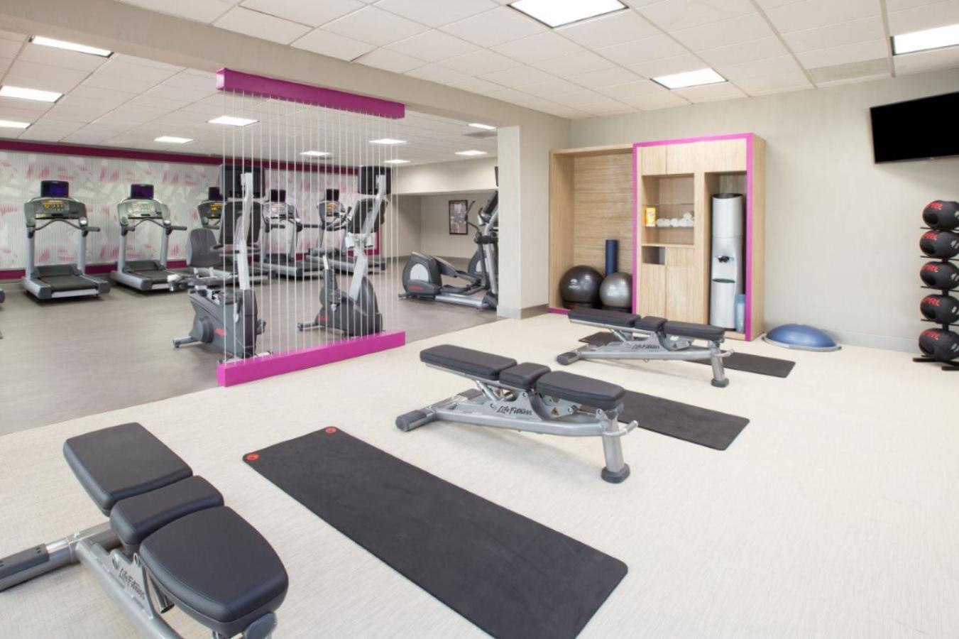 Wyndham Houston near NRG Park - Medical Center photo 37