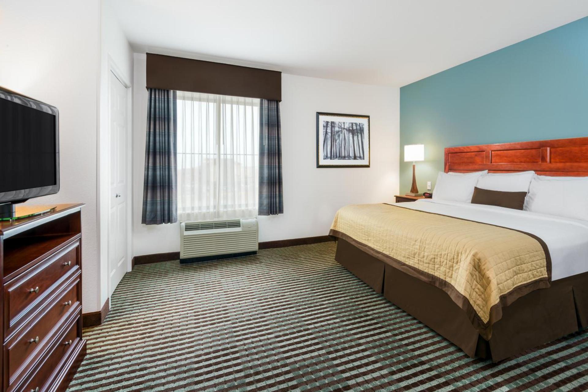 Baymont by Wyndham Denver International Airport photo 24