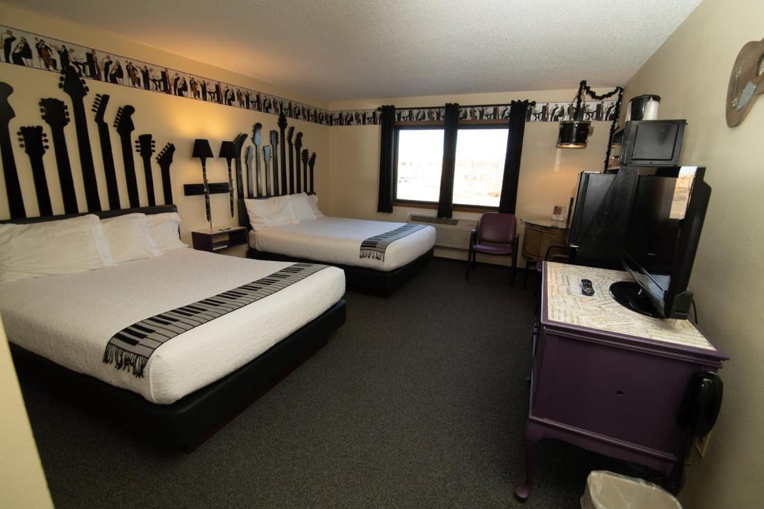 Riverside Inn photo 8