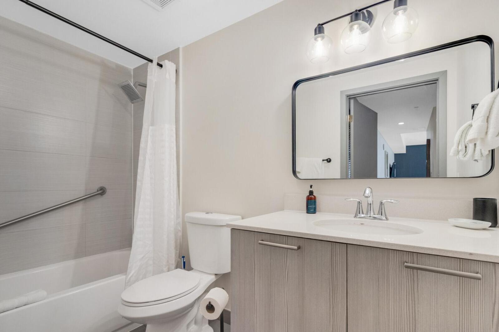 Roami at Habitat Brickell photo 42