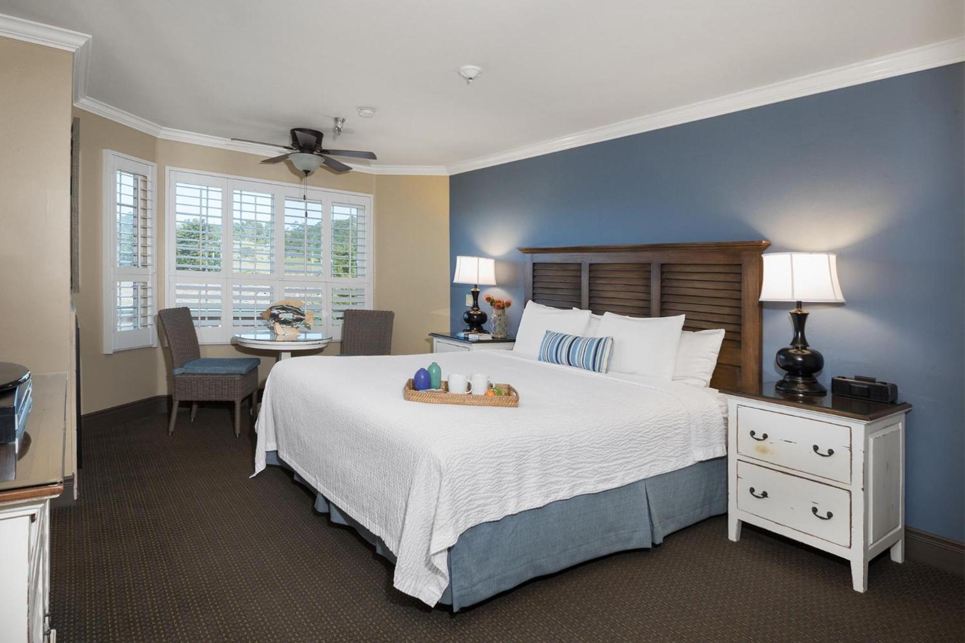 Sand Pebbles Inn photo 43