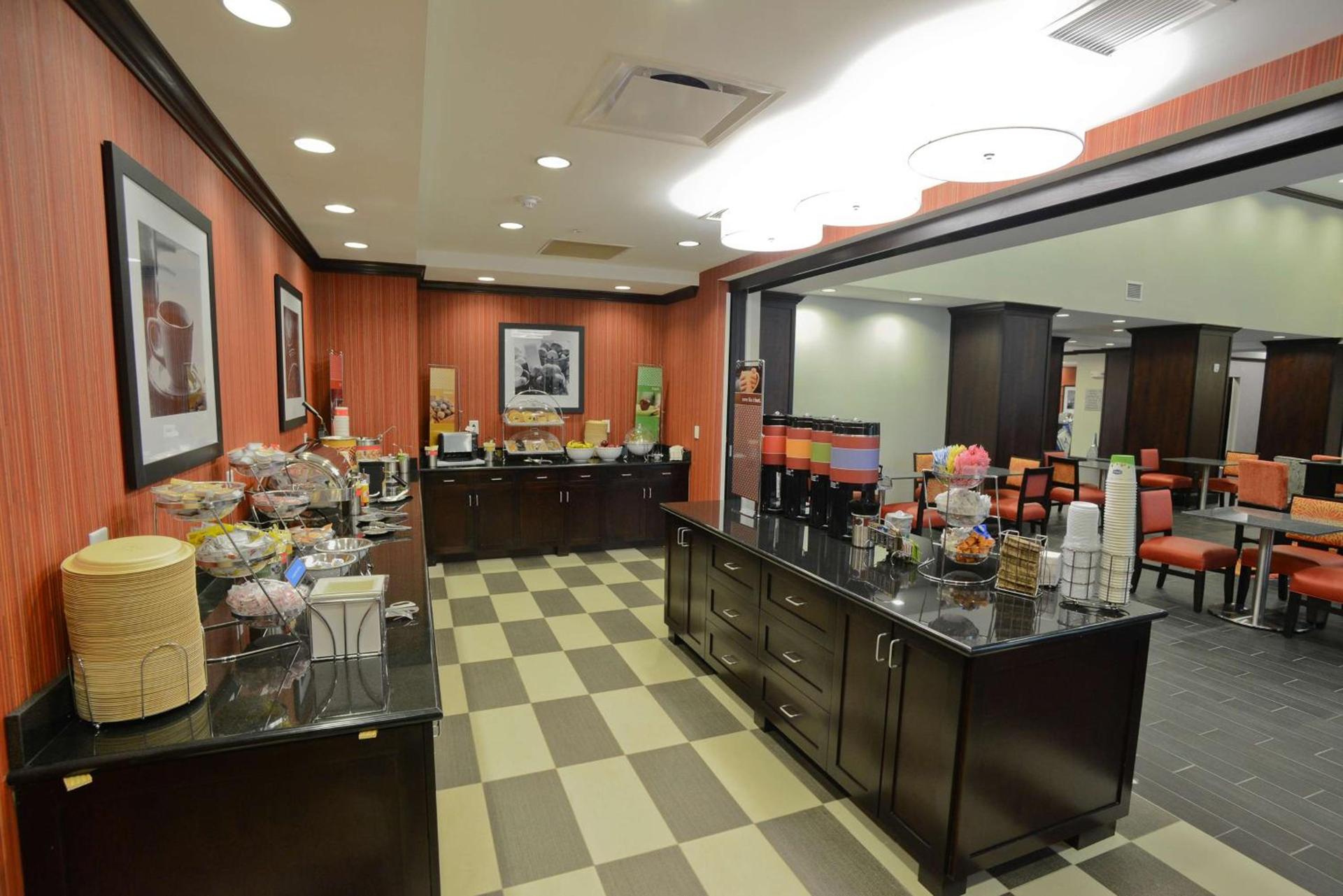 Hampton Inn & Suites Albany at Albany Mall photo 33