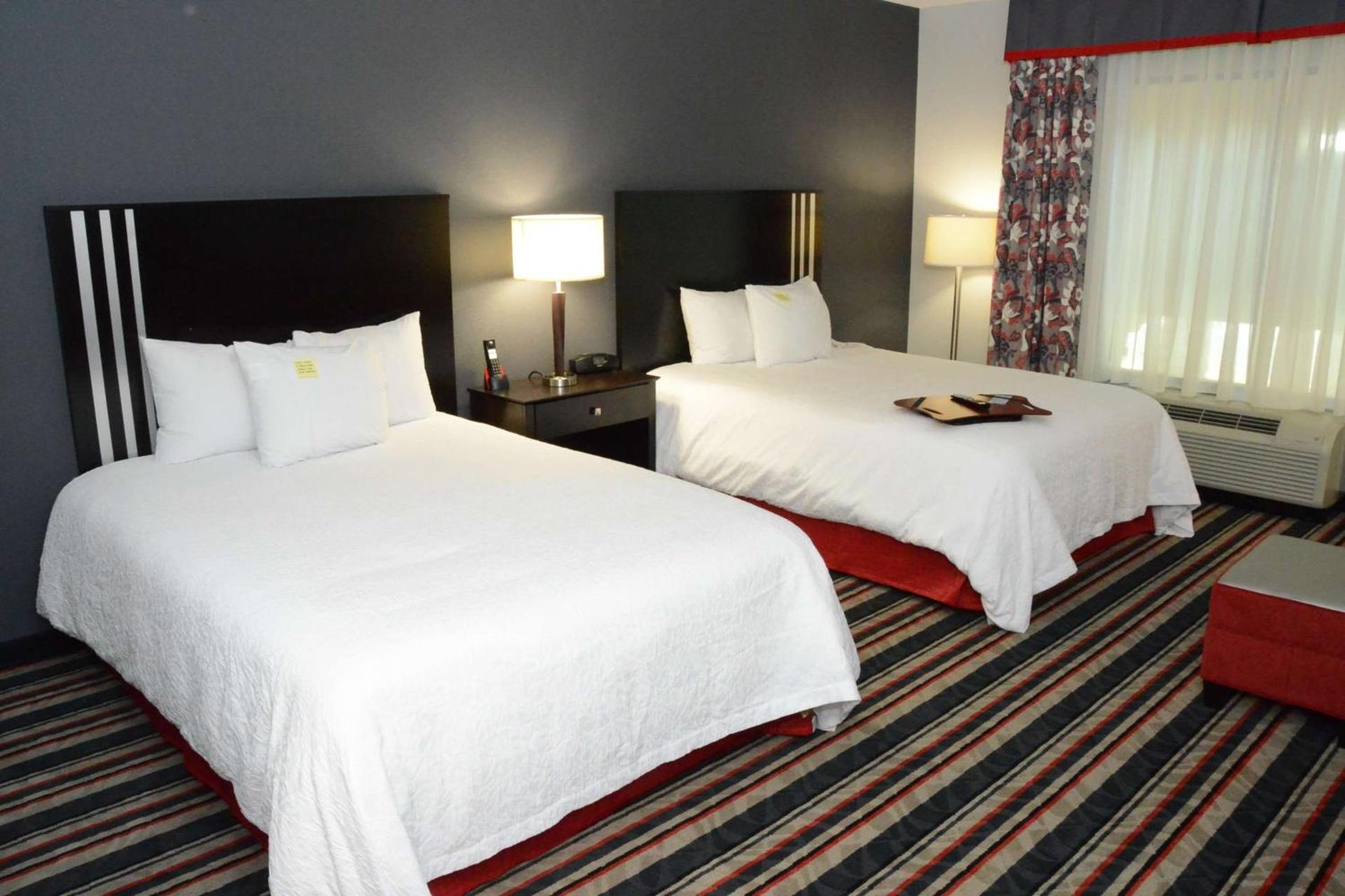 Hampton Inn & Suites Albany at Albany Mall photo 23