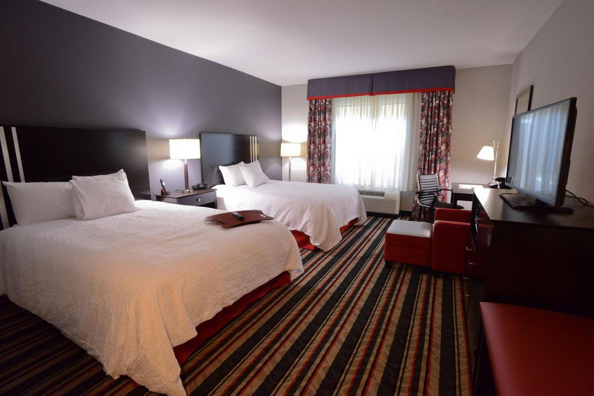 Hampton Inn & Suites Albany at Albany Mall photo 36