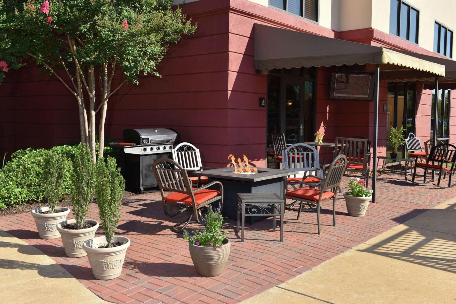 Hampton Inn & Suites Alexandria photo 4