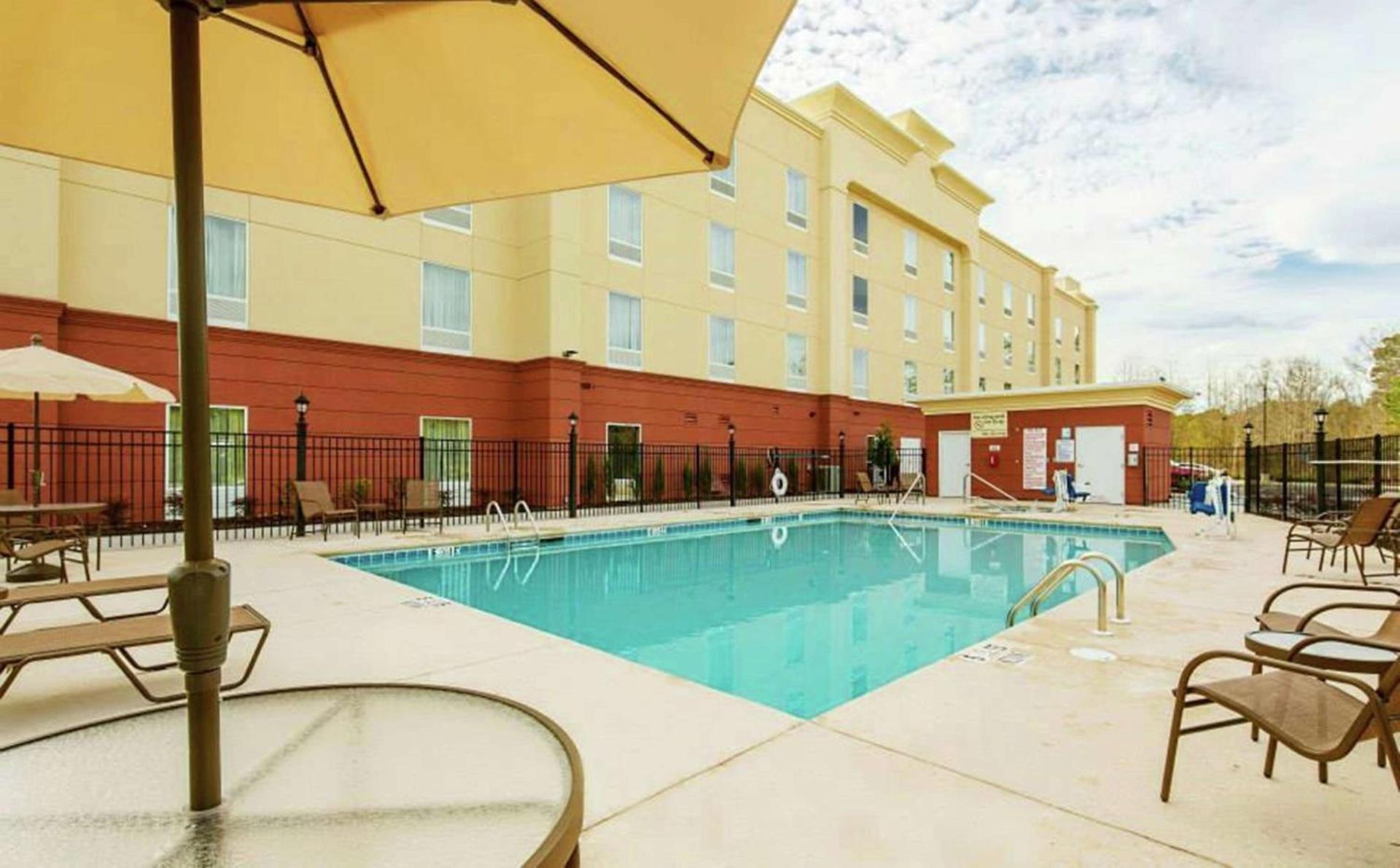 Hampton Inn Augusta Fort Eisenhower photo 7
