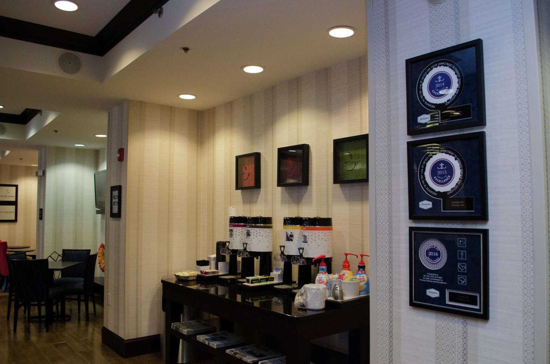 Hampton Inn Thomson photo 3