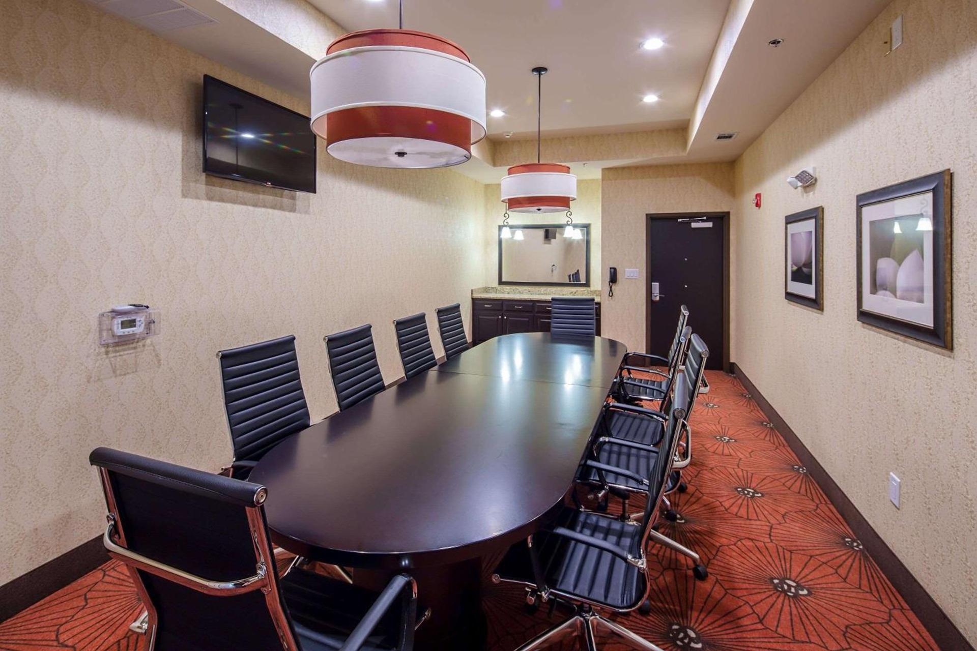 Hampton Inn Augusta Fort Eisenhower photo 23