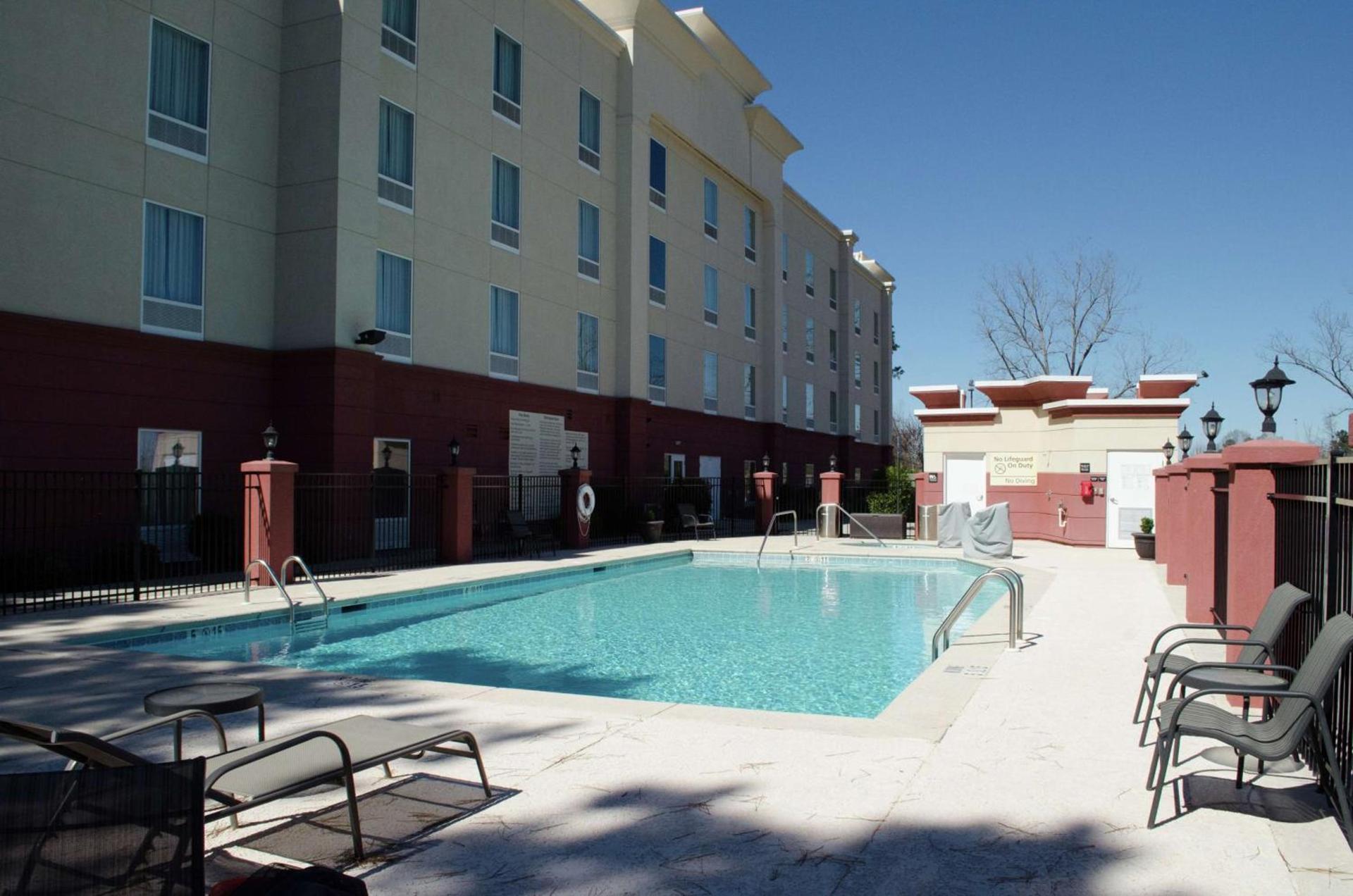 Hampton Inn Thomson photo 6