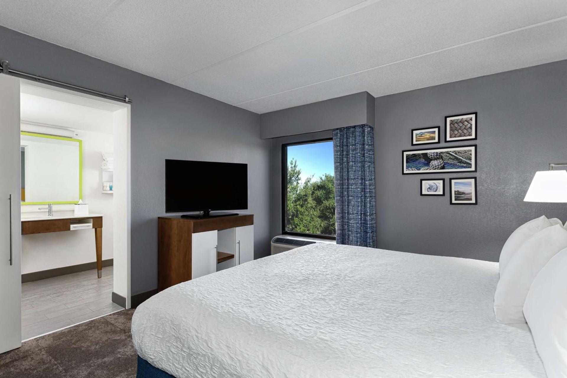 Hampton Inn Amelia Island photo 30