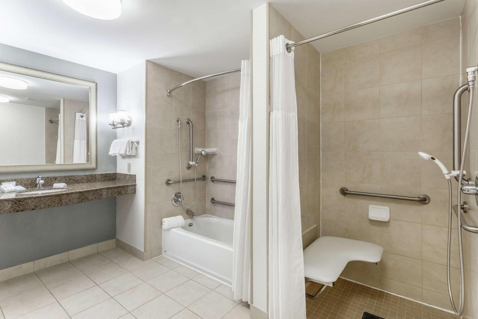 Hilton Garden Inn Albany-SUNY Area photo 19