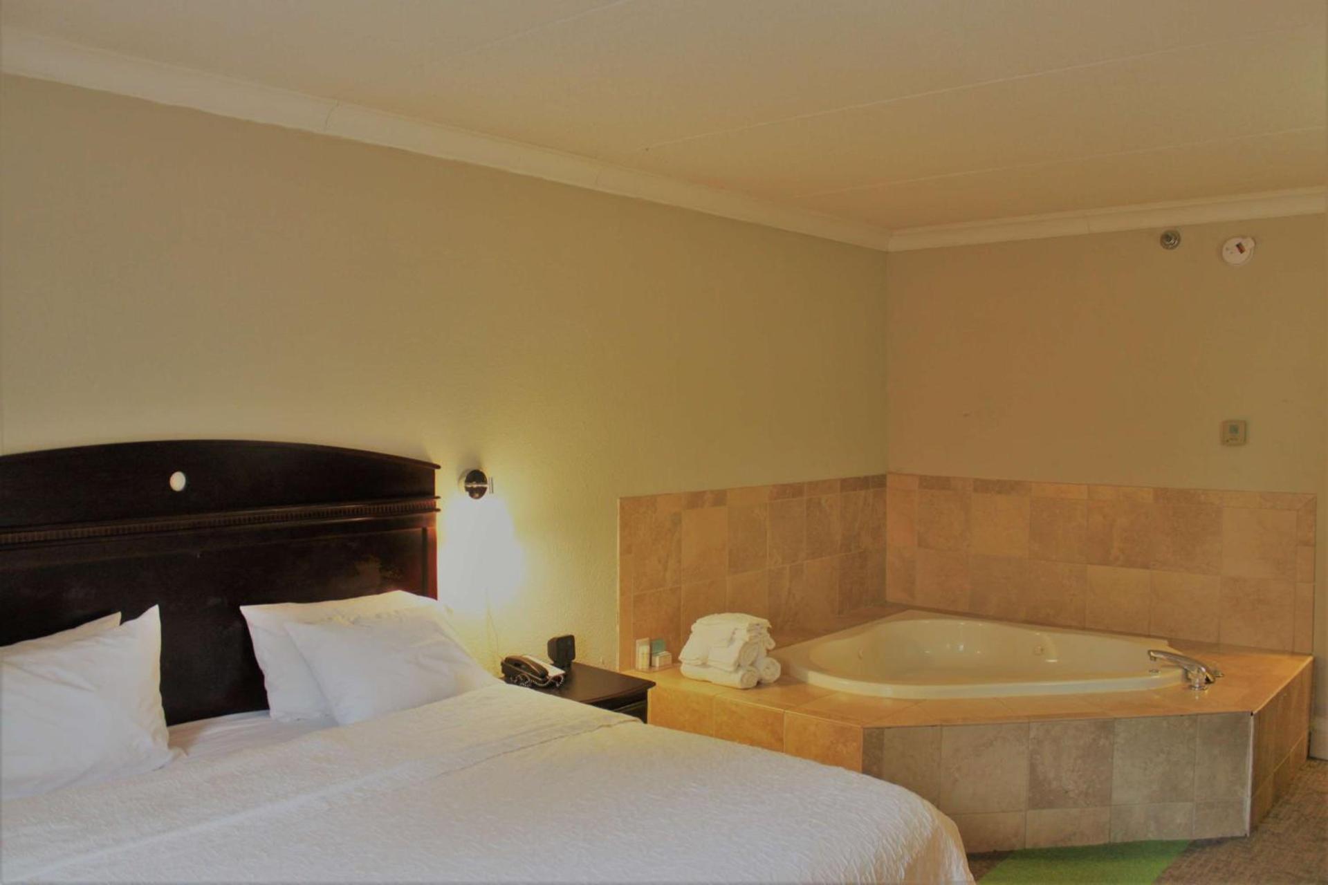 Hampton Inn Americus photo 18