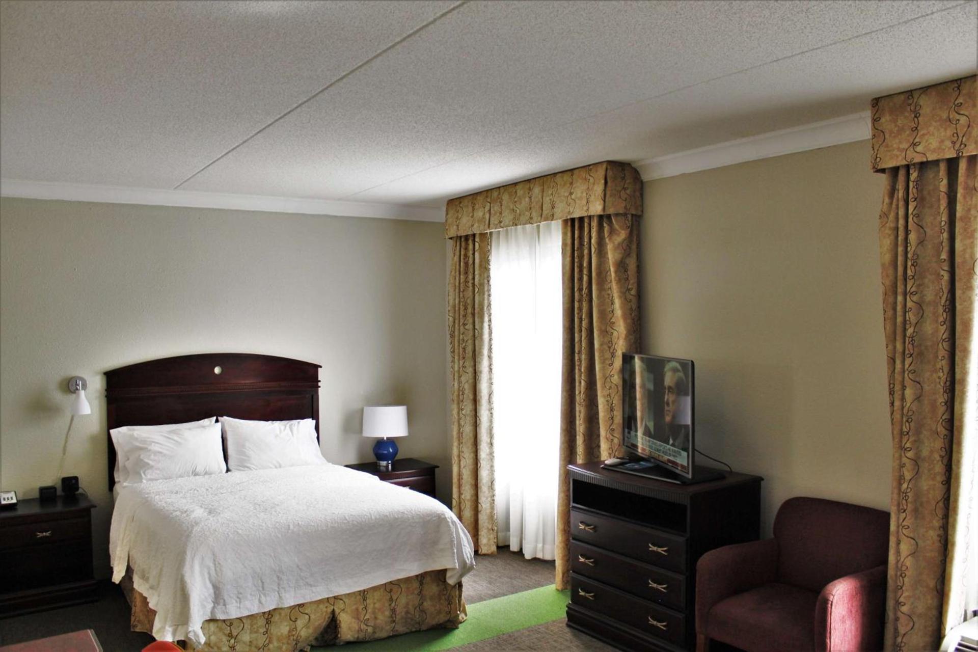 Hampton Inn Americus photo 35