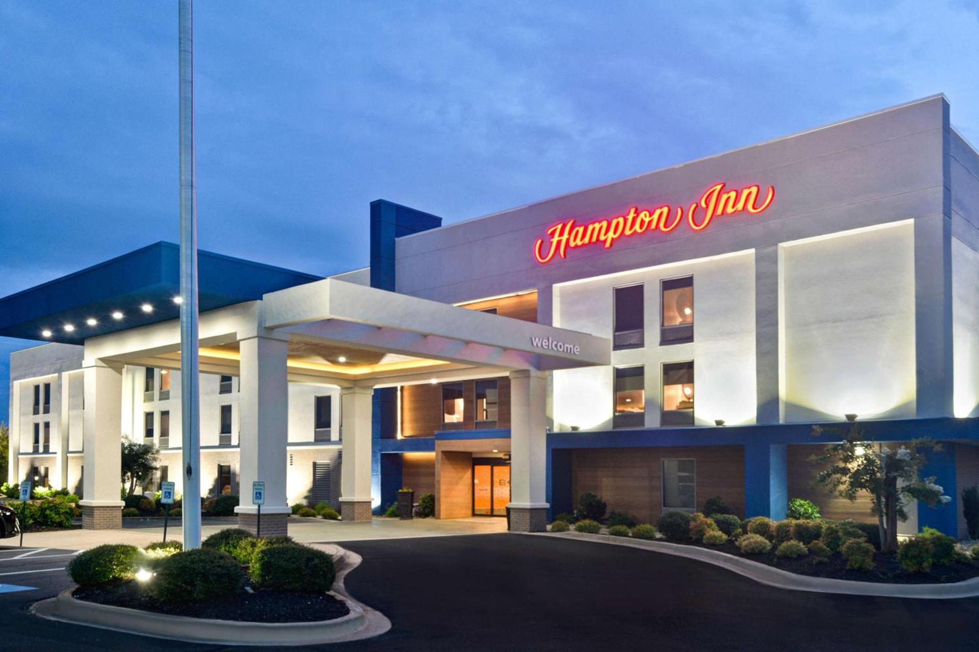 Hampton Inn Anderson photo 1