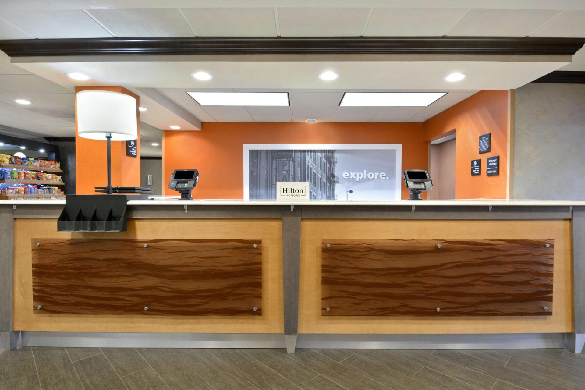 Hampton Inn Anderson photo 6