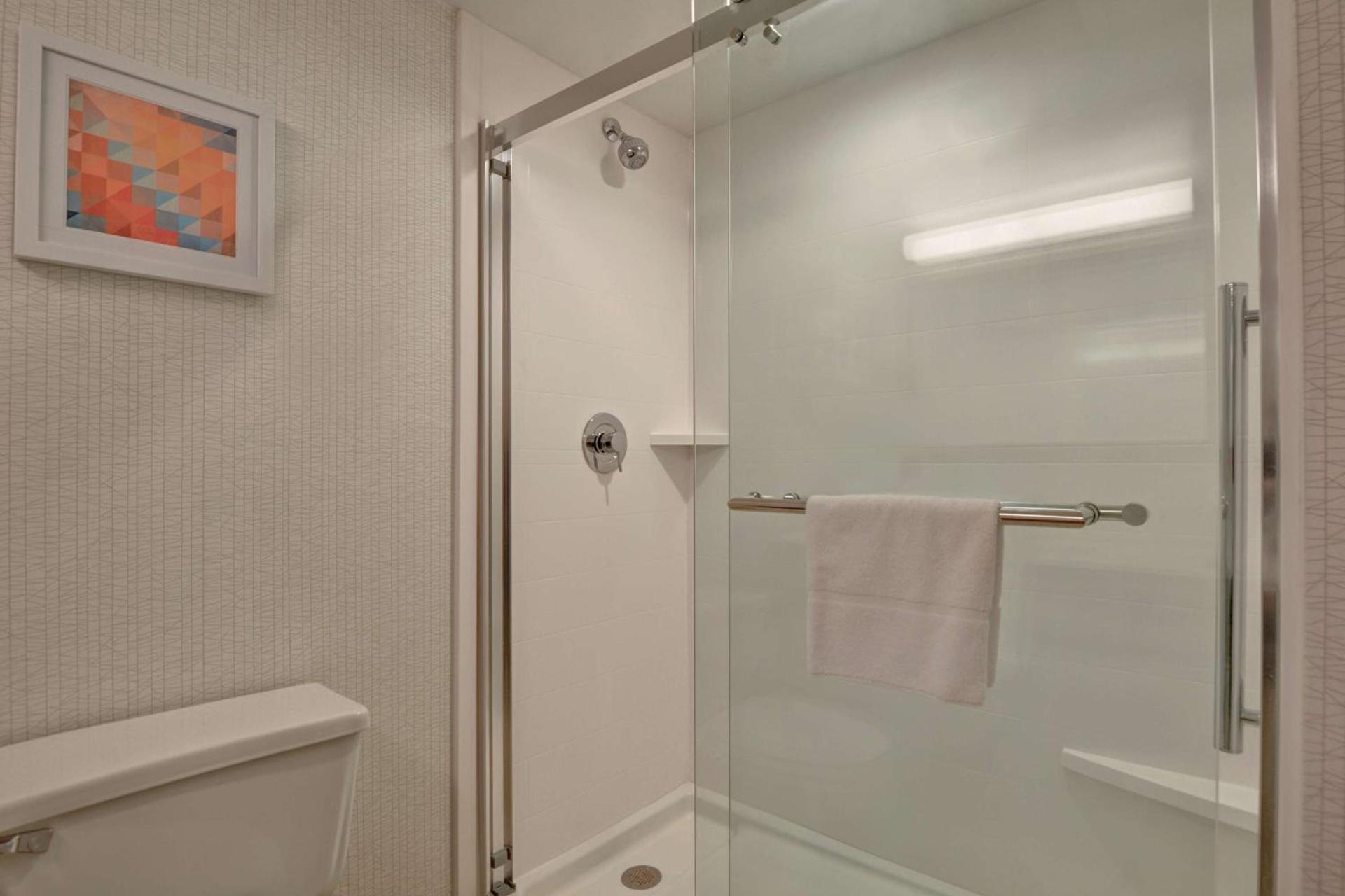 Hampton Inn Anderson photo 26