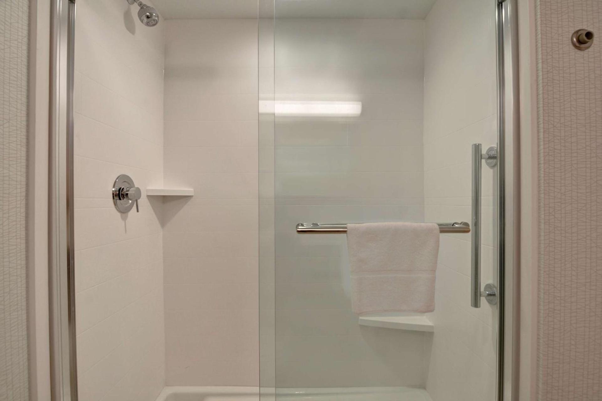 Hampton Inn Anderson photo 48